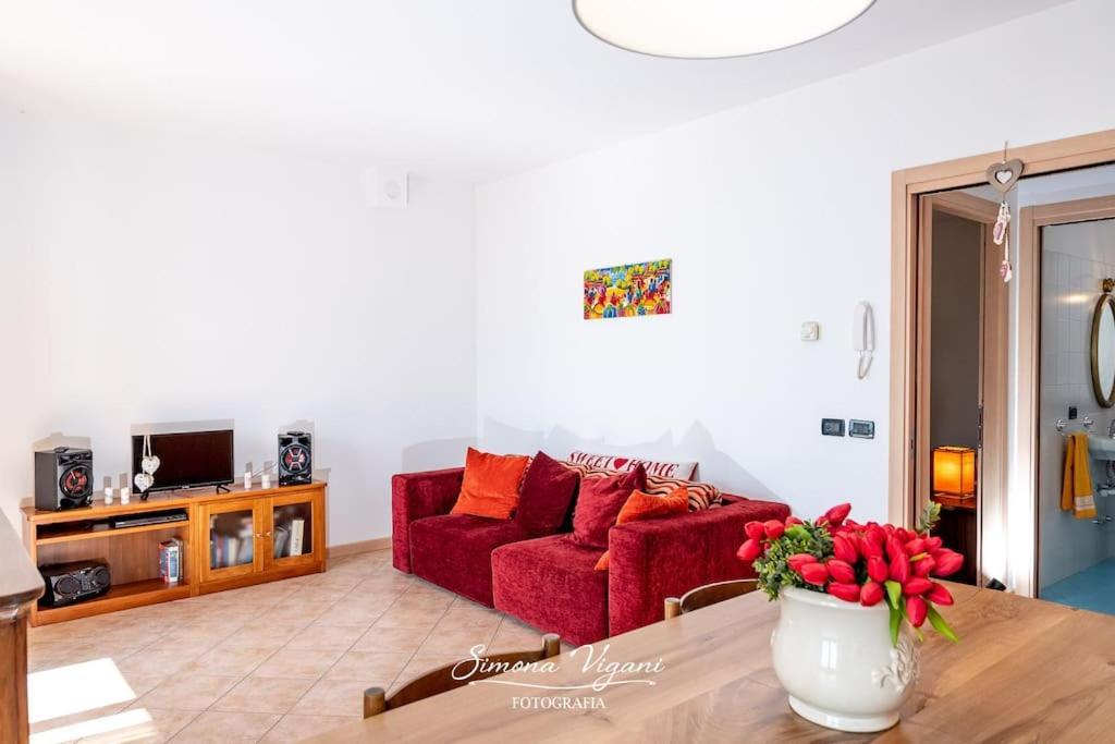Il Giardino Di Laura Apartment Costa Volpino Exterior foto